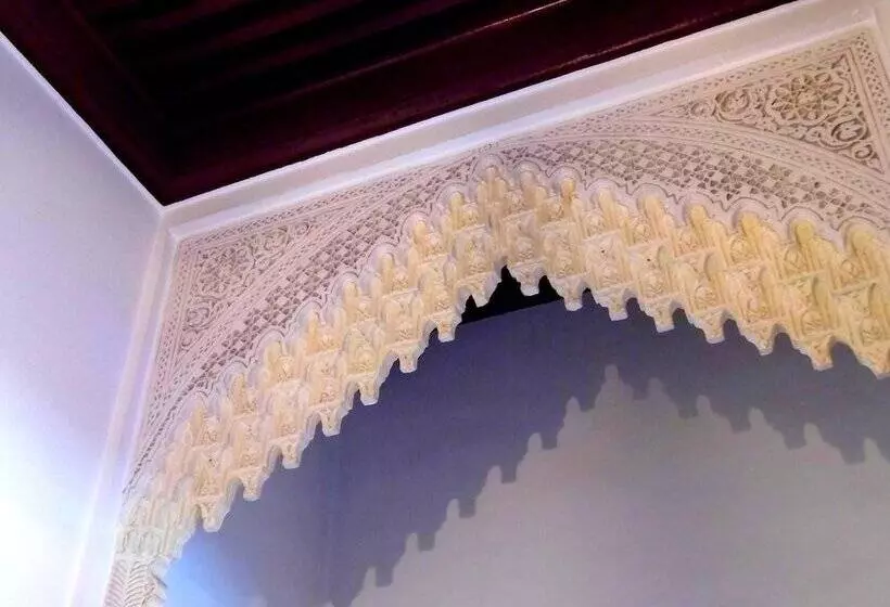 سوییت خانوادگی, Riad A La Belle Etoile