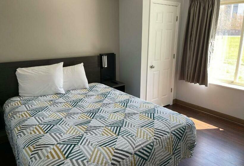 غرفة قياسية لذوى الاحتياجات الخاصة, Studio 6 Peoria Il