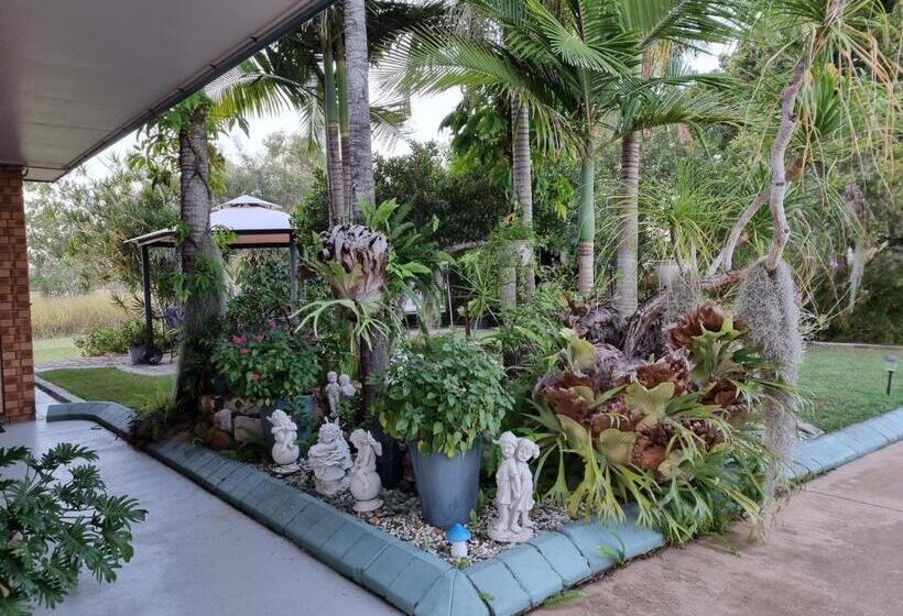 اتاق استاندارد, Benaraby Hilltop Motorinn