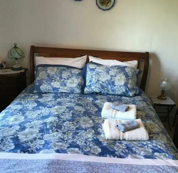 ガーデンビュースタンダードルーム, Tophouse Historical Inn Bed And Breakfast