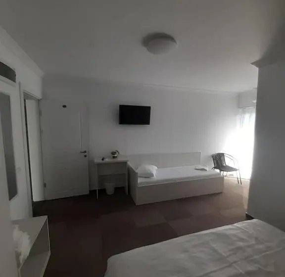 Quarto Triplo Standart, Ilinca