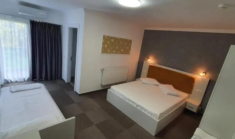 Quarto Triplo Standart, Ilinca