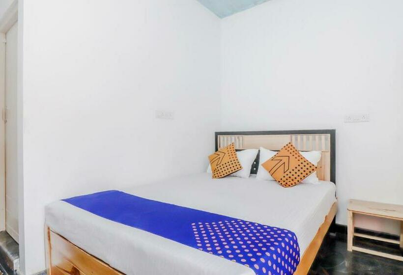 스탠다드 트리플 룸, Santa Maria Near Indiranagar Metro Station