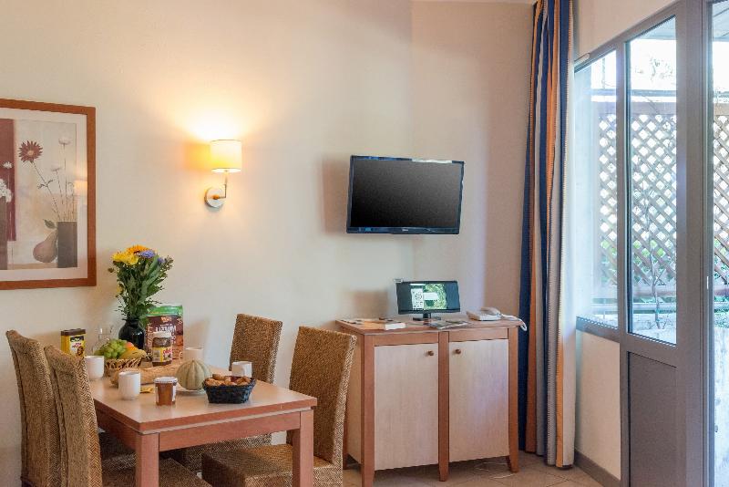 إستوديو قياسى, Sowell Family Le Vallon