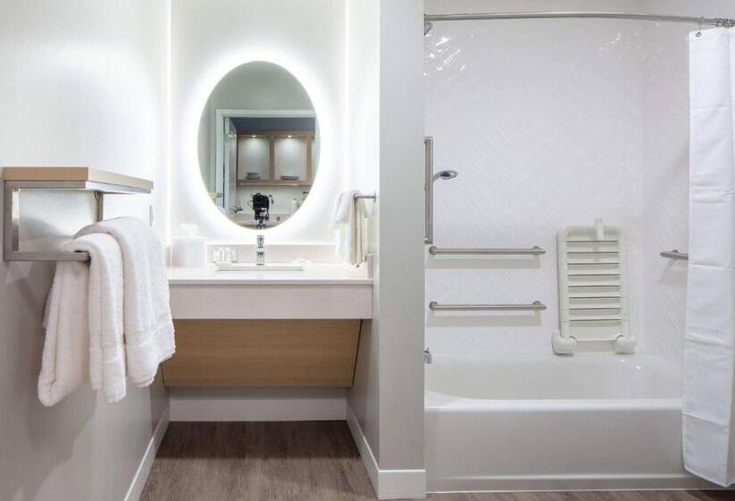 Люкс, Towneplace Suites By Marriott Milwaukee West Bend
