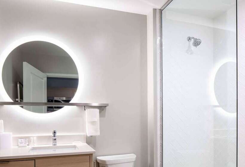 Люкс, Towneplace Suites By Marriott Milwaukee West Bend