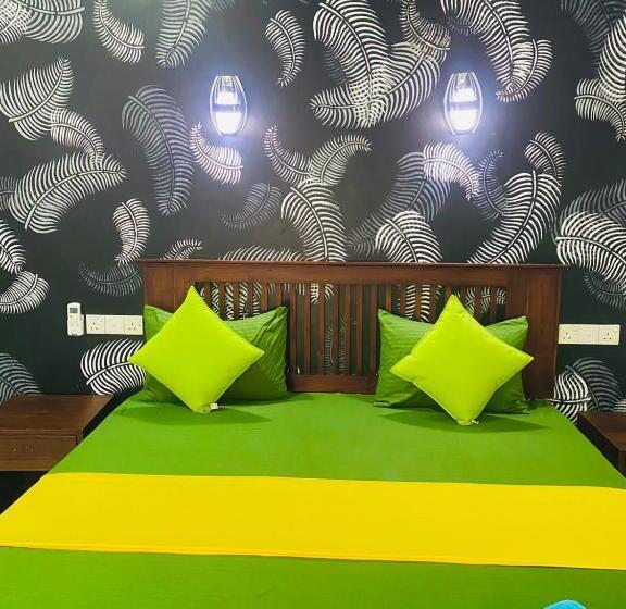 Номер Deluxe, Thambara Gueust House