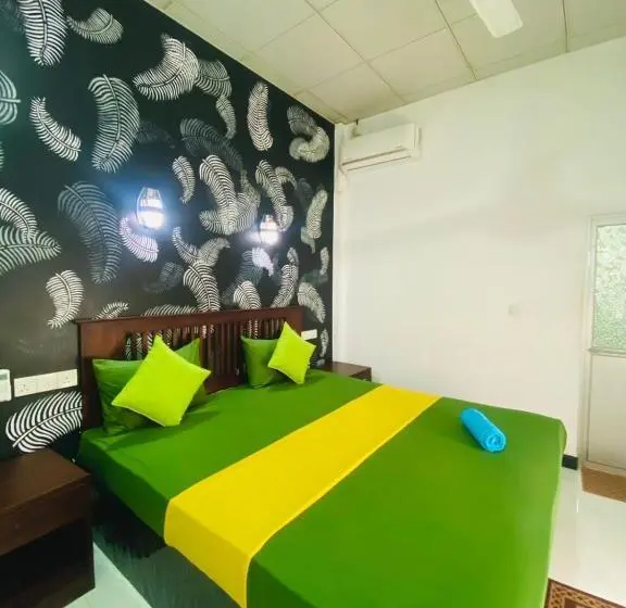 デラックスルーム, Thambara Gueust House
