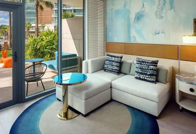 キングサイズベッドのスタンダードルーム, The Ray Hotel Delray Beach, Curio Collection By Hilton