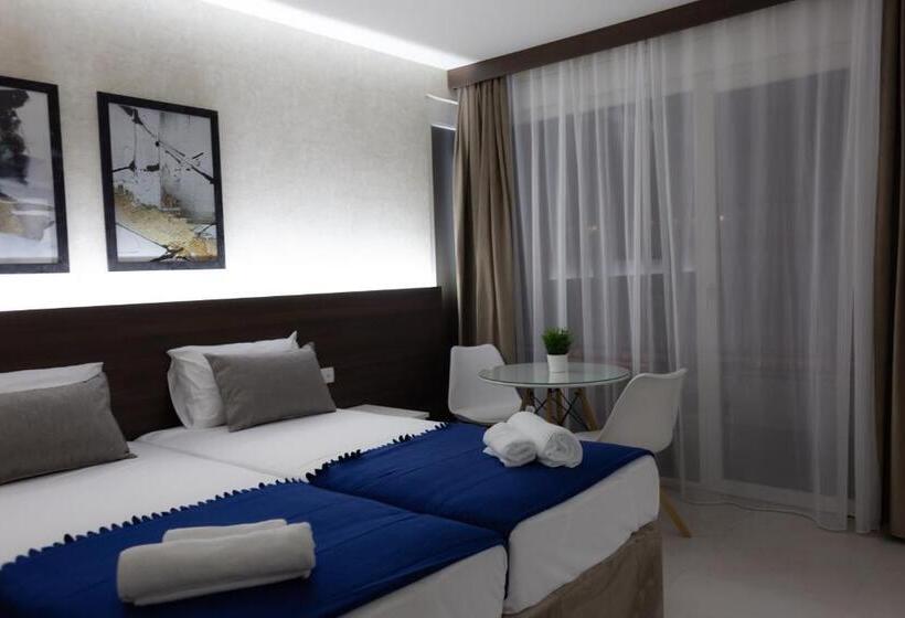 1 Bedroom Penthouse Apartment, Villa Bonnadea