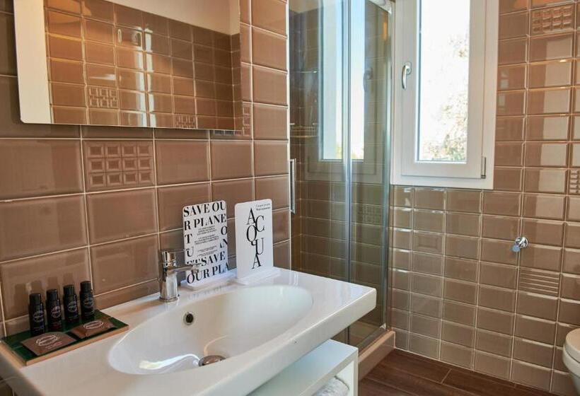 اتاق استاندارد, Lu. B&b