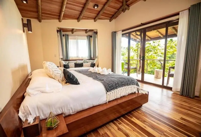 スタンダードバンガロー, Selva Armonia Immersive Jungle Resort