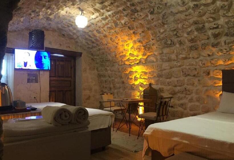 اتاق خانوادگی, Hasbahan Konukevi̇&buti̇kotel