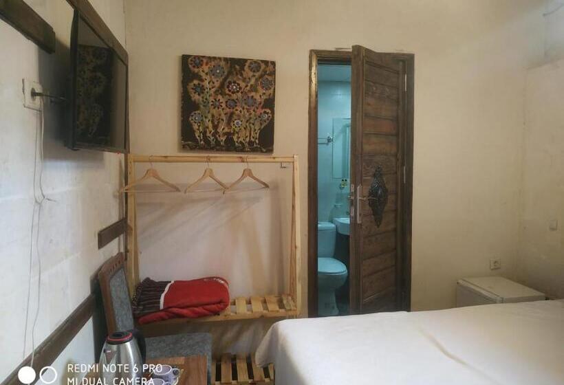 اتاق لوکس, Hasbahan Konukevi̇&buti̇kotel