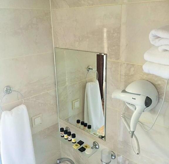 اتاق استاندارد, Hasbahan Konukevi̇&buti̇kotel