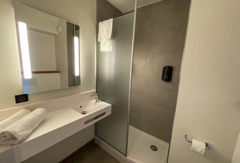 スタンダードルーム, B&b Hotel Clermont Ferrand A71 A75 La Méridienne
