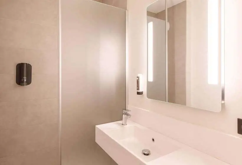 スタンダードトリプルルーム, B&b Hotel Clermont Ferrand A71 A75 La Méridienne