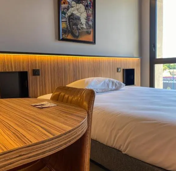スタンダードルーム, B&b Hotel Clermont Ferrand A71 A75 La Méridienne