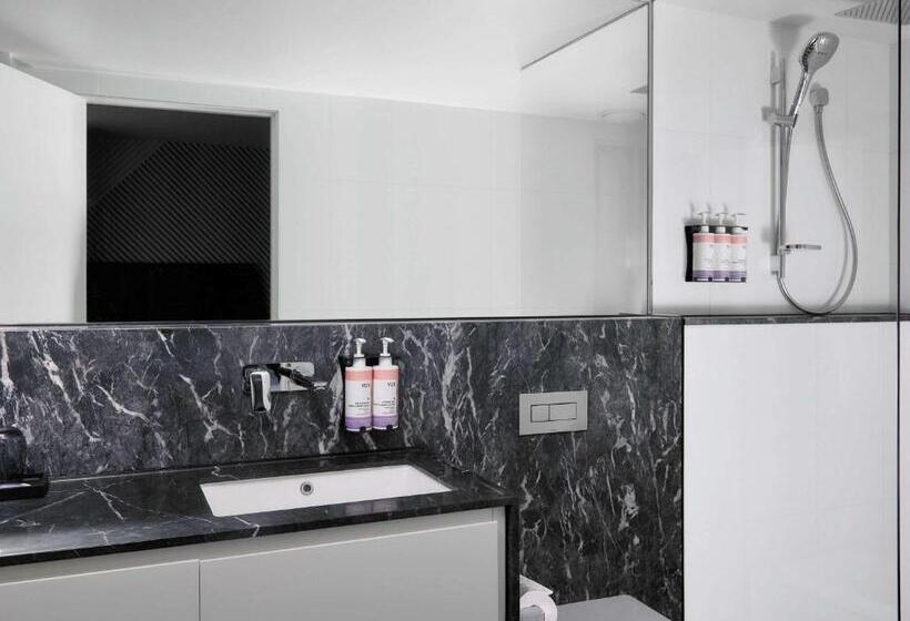 Номер Superior, Movenpick Hotel Melbourne On Spencer