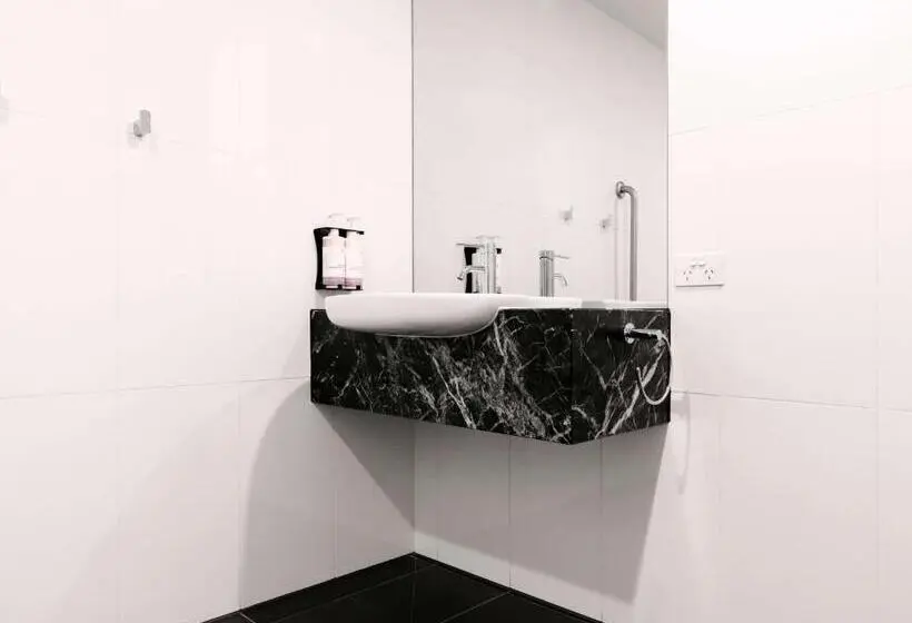 身障者適用スーペリアールーム, Movenpick Hotel Melbourne On Spencer