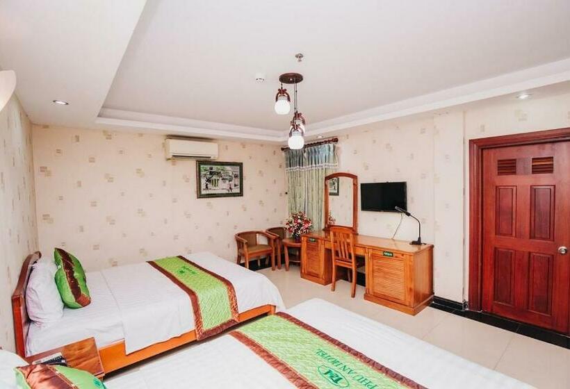 اتاق لوکس, Phú An