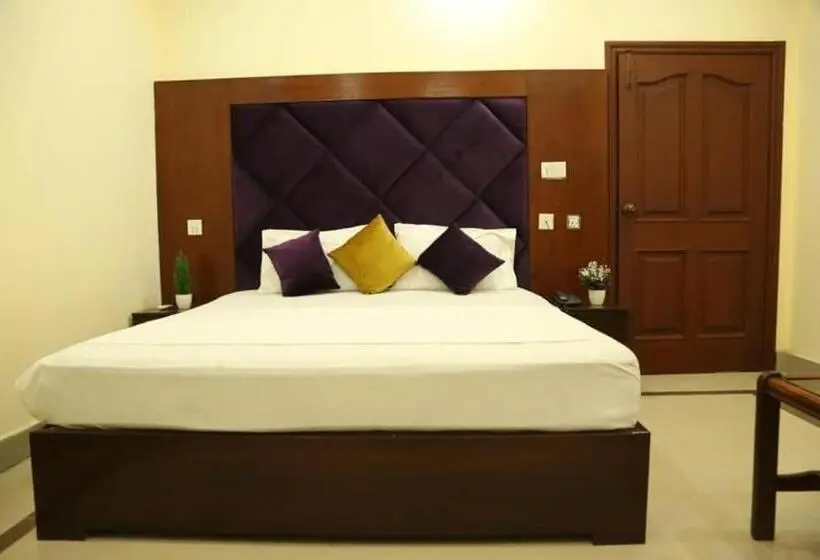 اتاق لوکس یک تخته, Royal Luxury Multan