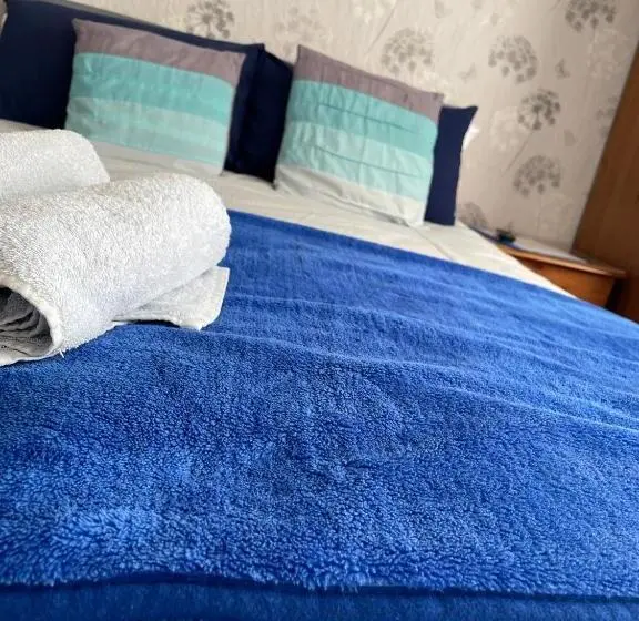 اتاق استاندارد با سرویس بهداشتی مشترک, Whiteways Guest House