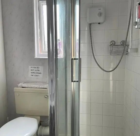 اتاق استاندارد, Whiteways Guest House