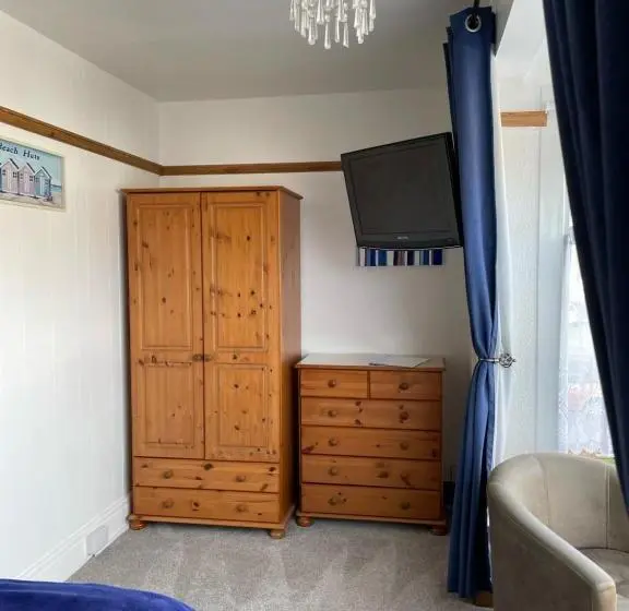 اتاق لوکس, Whiteways Guest House