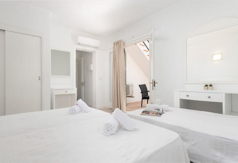 스탠다드 트리플 룸, Hostal Talamanca