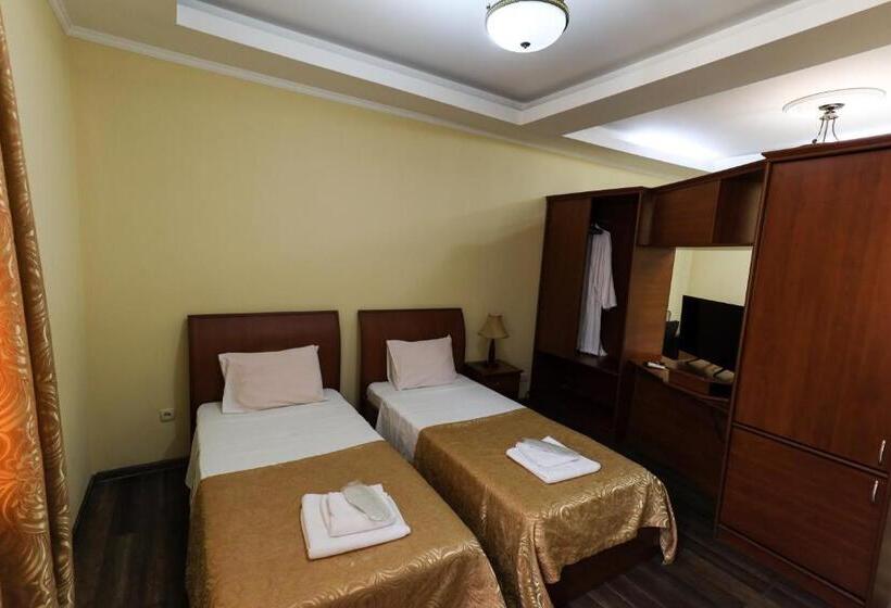 חדר סטנדרט, Aeetes Palace