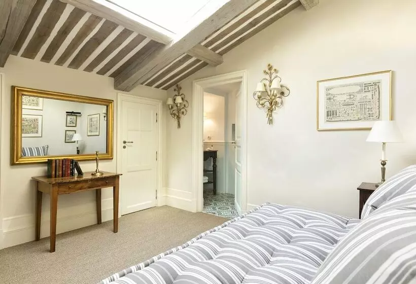 Suite with Terrace, Airelles Gordes, La Bastide