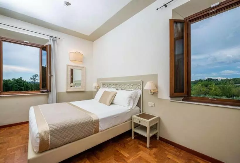 اتاق سوپریور سه تخته, Albergo Le Terme