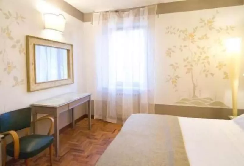 اتاق اکونومی, Albergo Le Terme