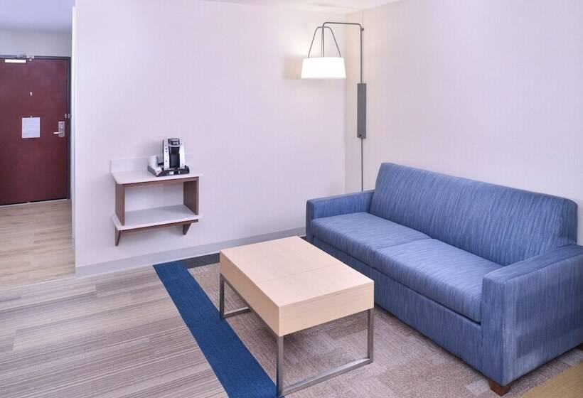 סוויטה, Holiday Inn Express Hotel & Suites San Diego Otay Mesa By Ihg