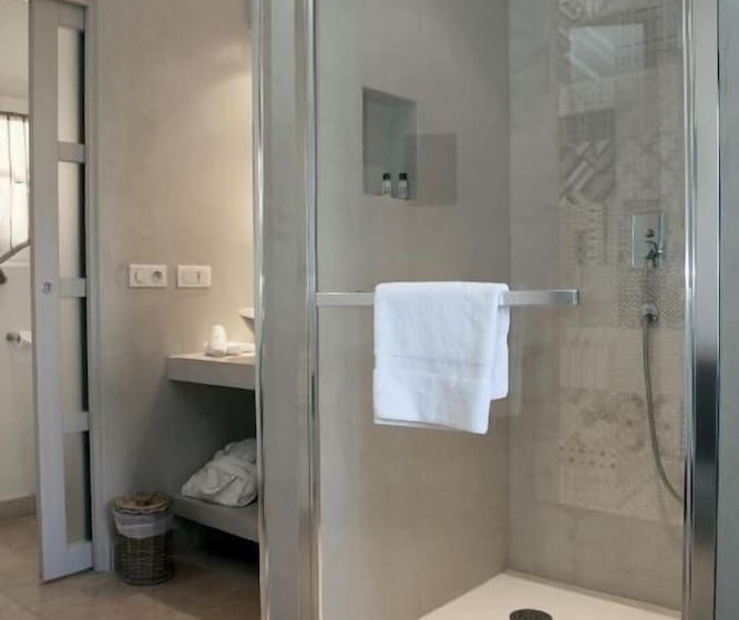 غرفة كلاسيكية مطلّة علي البحر, La Bastide d'Antoine