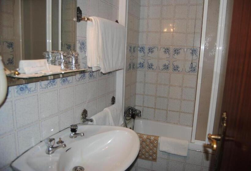 اتاق استاندارد, Peninsular Porto