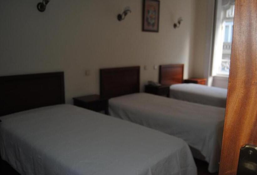 اتاق لوکس سه تخته, Peninsular Porto