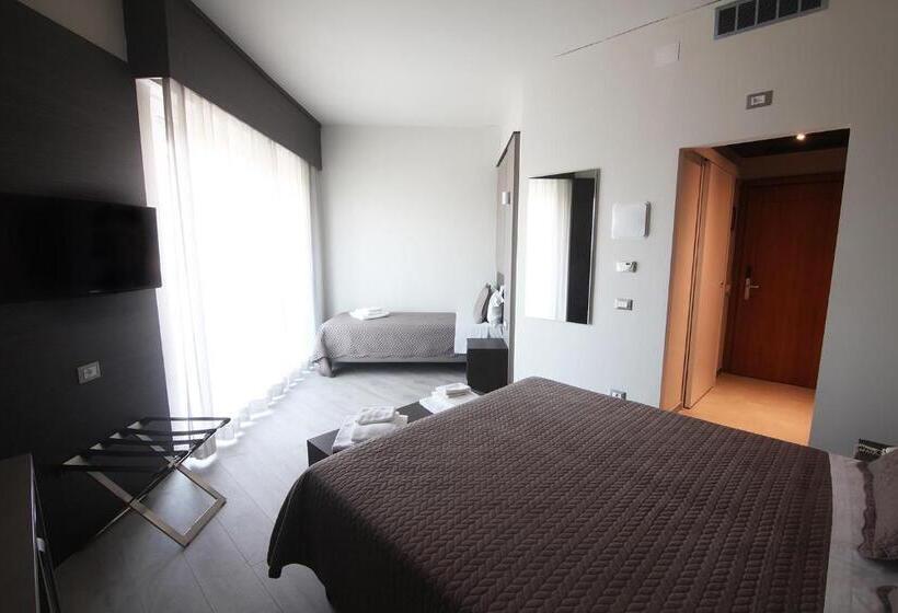 غرفة سوبيريور مزودة بشرفة, Santin