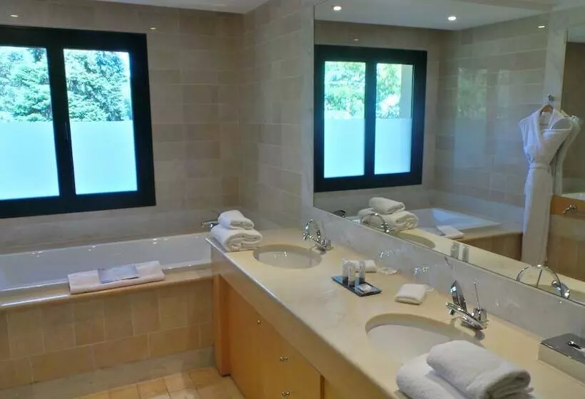Junior Suite, & Spa Le Pavillon