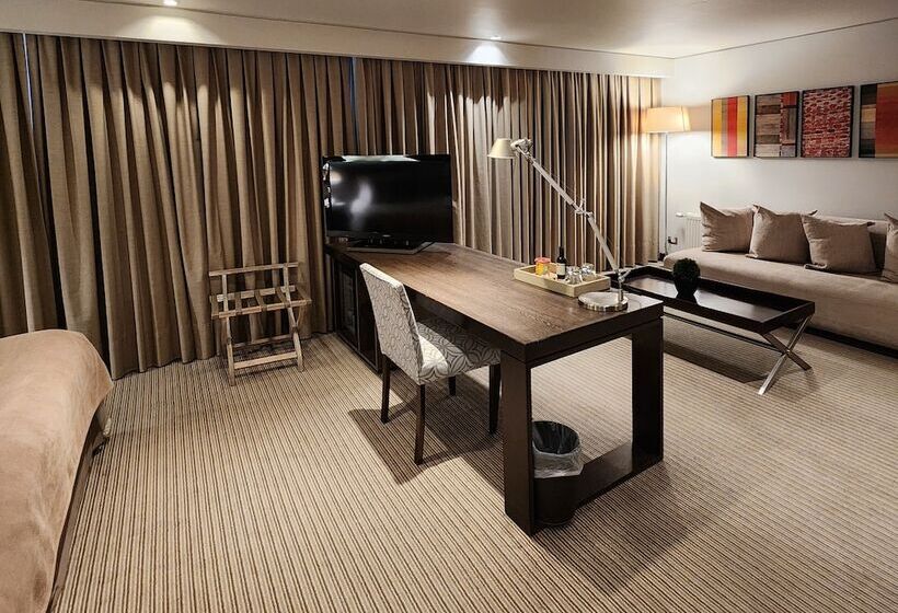 סוויטה, Los Espanoles Plus