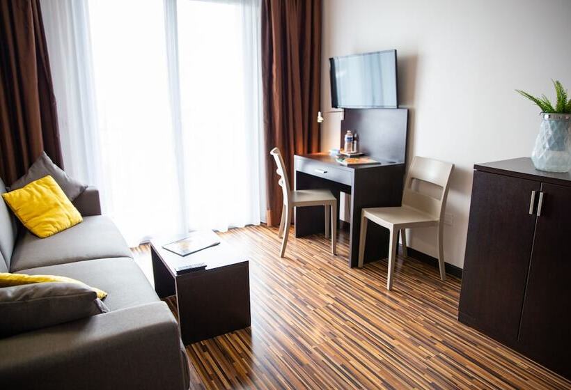 Апартаменты 1 Спальня, Clarion Aparthotel Toulouse Le Parc De L Escale