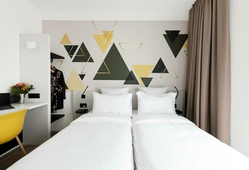 Номер Стандарт, B&b Hotel Oftringen