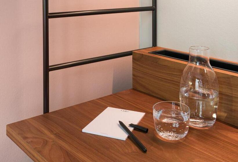 스탠다드 룸, Emilu Design