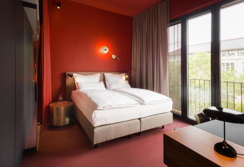 스위트, Emilu Design