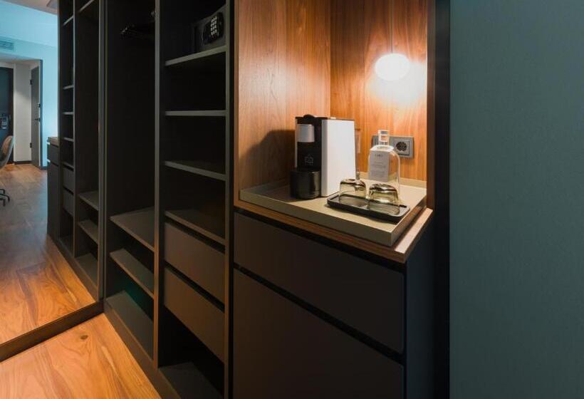 Номер Стандарт, Emilu Design