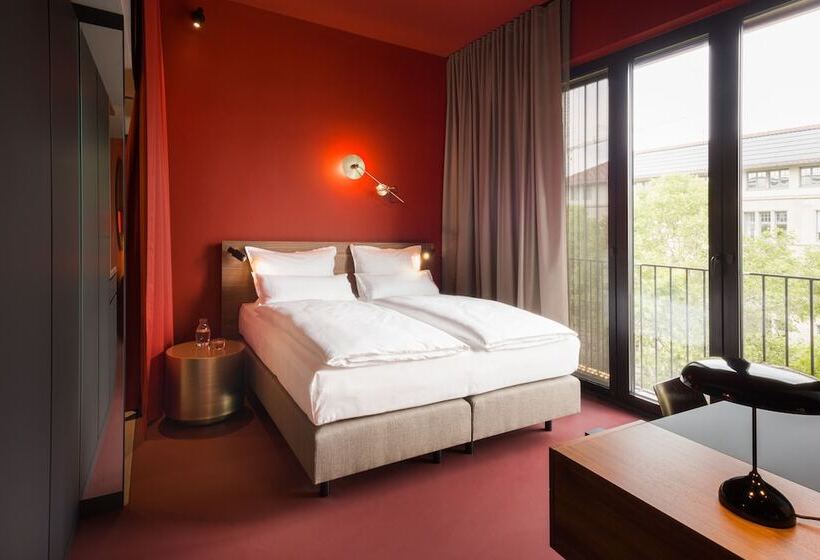 스위트, Emilu Design