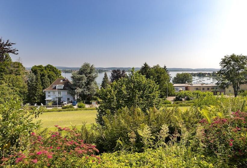 סוויטת ג'וניור, Lilienberg