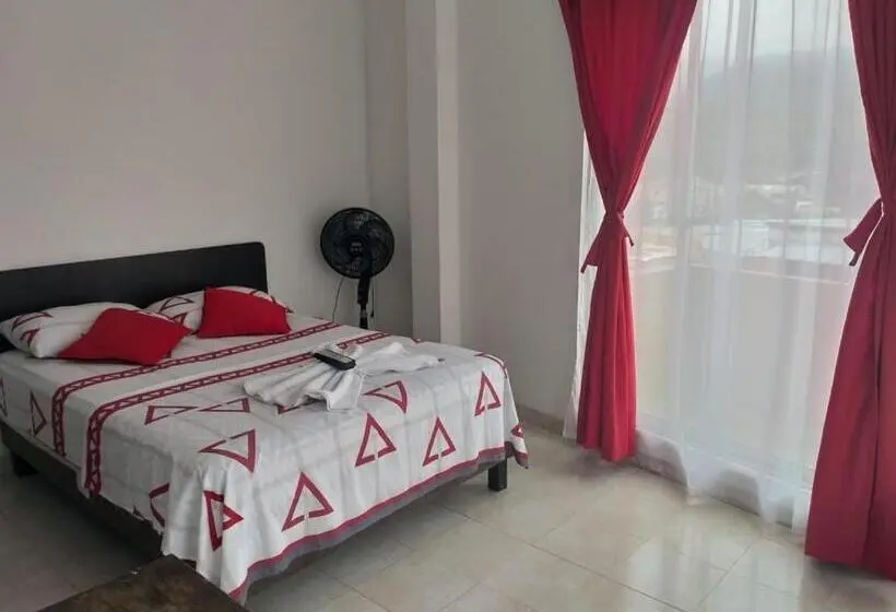Standard-huone Parveke, Luis ángel