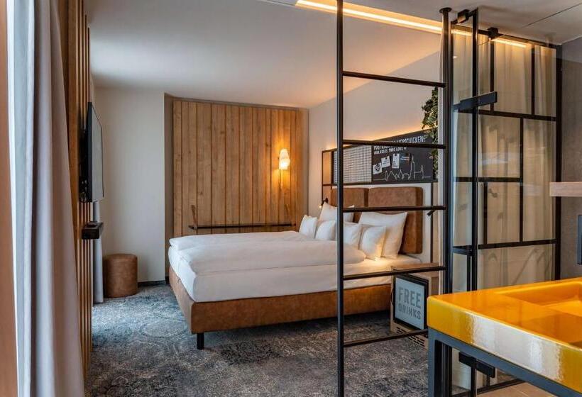 带大床的标准间, Me And All Hotel Ulm, By Hyatt